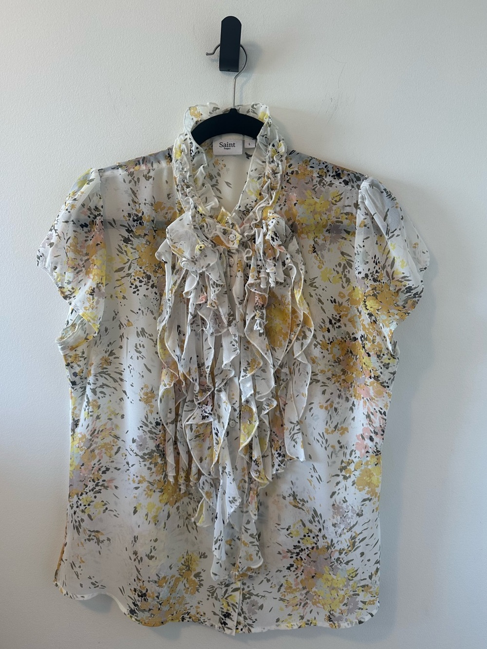 Saint Tropez Off White Riffled Blouse w/yellow/grey/green floral print Sz L